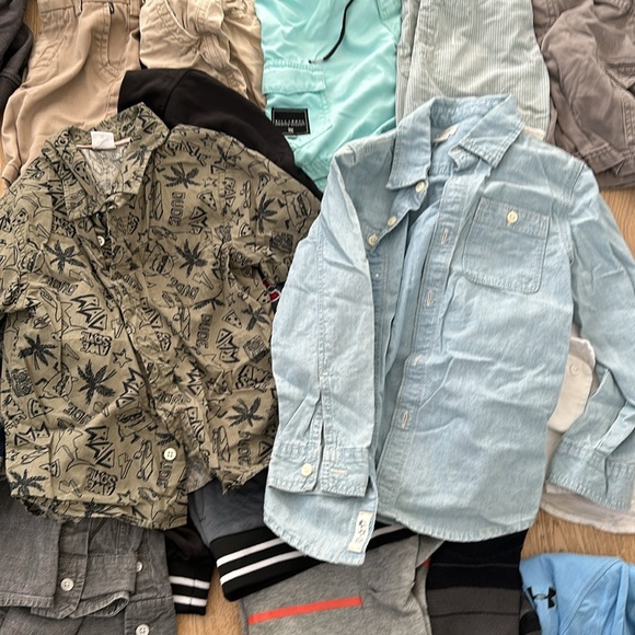 50+ piece of 3T-5T boys clothes! Excellent condition name brand items! - Picture 8 of 11